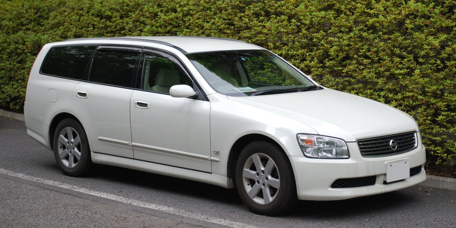 Nissan stagea 2004