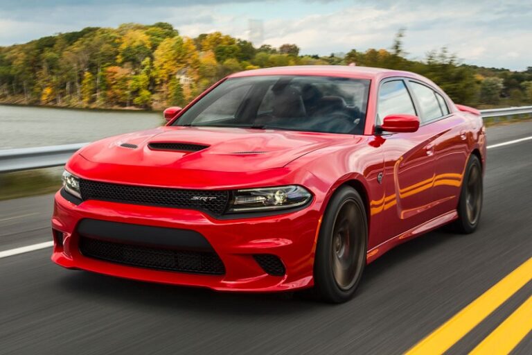 2016 Dodge Charger SRT Owner's Manual Download Free PDF