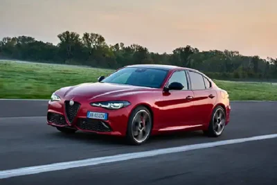Descargar Manual de Propietario Alfa Romeo Giulia MCA 2023
