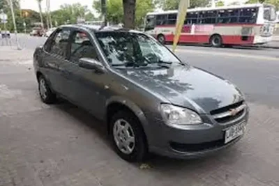 Descargar Manual de Propietario Chevrolet Corsa 2012 en Español PDF Gratis