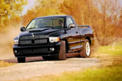 Descargar Manual de Propietario Dodge RAM SRT10 2004