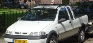 Descargar Manual de Propietario FIAT Strada 2006 en Español PDF Gratis