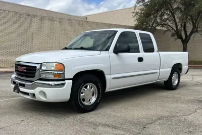 Descargar Manual de Propietario GMC Sierra 2003