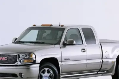 Descargar Manual de Propietario GMC Sierra Denali 2002
