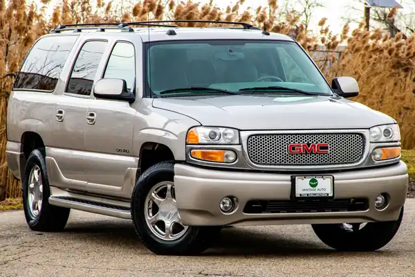 Descargar Manual de Propietario GMC Yukon XL 2004