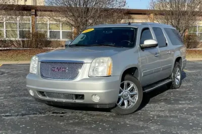 Descargar Manual de Propietario GMC Yukon XL Denali 2010