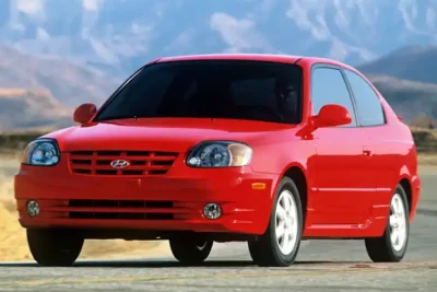 Descargar Manual de Propietario HYUNDAI Accent 2005 en Español PDF Gratis