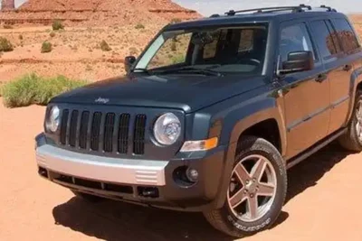 Descargar Manual de Propietario Jeep Patriot 2007