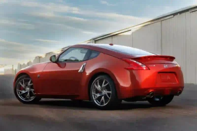 Descargar Manual de Propietario Nissan 370Z Coupe 2013