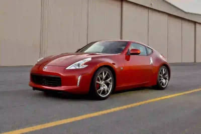 Descargar Manual de Propietario Nissan 370Z Coupe 2016