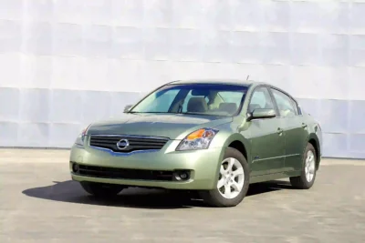 Descargar Manual de Propietario Nissan Altima Hibrido 2007