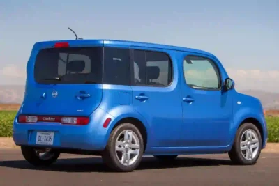 Descargar Manual de Propietario Nissan Cube 2010