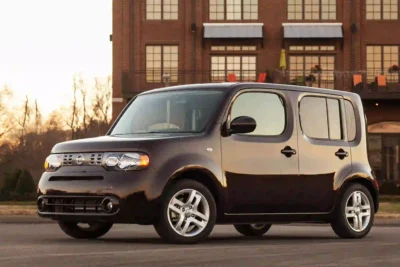 Descargar Manual de Propietario Nissan Cube 2013