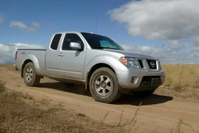 Descargar Manual de Propietario Nissan Frontier 2011 en Español PDF Gratis