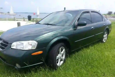 Descargar Manual de Propietario Nissan Maxima 2000