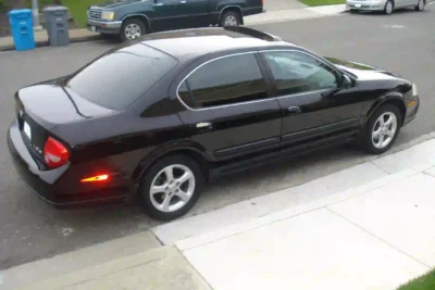 Descargar Manual de Propietario Nissan Maxima 2001