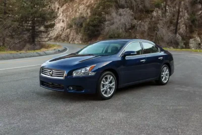 Descargar Manual de Propietario Nissan Maxima 2015 en Español PDF Gratis
