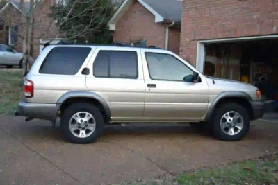 Descargar Manual de Propietario Nissan Pathfinder 2000