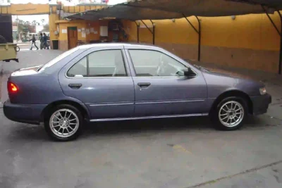 Descargar Manual de Propietario Nissan Sentra 2000