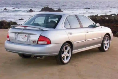 Descargar Manual de Propietario Nissan Sentra 2002