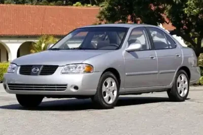 Descargar Manual de Propietario Nissan Sentra 2004