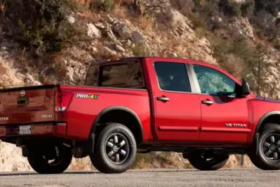 Descargar Manual de Propietario Nissan Titan 2014 en Español PDF Gratis