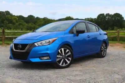 Descargar Manual de Propietario Nissan Versa Sedan 2020
