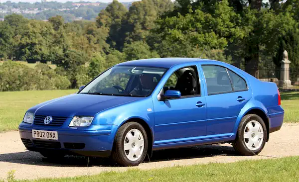 Descargar Manual de Propietario Volkswagen Jetta Clasico A4 2002 en Español PDF Gratis