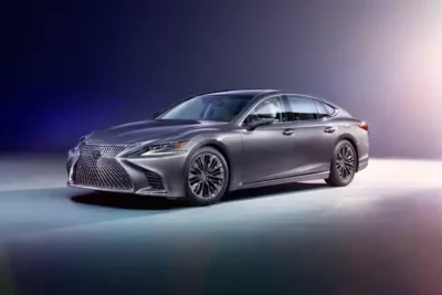 Descargar Manual de Propietario LEXUS LS 2018 en Español PDF Gratis