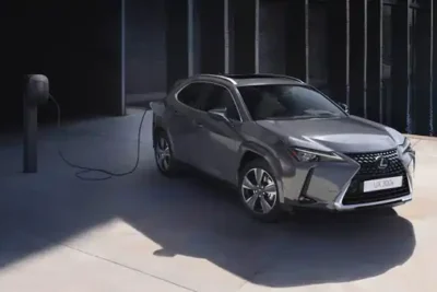 Descargar Manual de Propietario LEXUS UX 300E 2023 en Español PDF Gratis