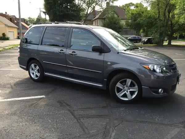 Descargar Manual de Propietario Mazda Mpv 2006