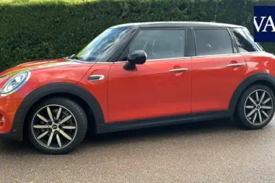 Descargar Manual de Propietario MINI Hardtop 4 Puertas 2020