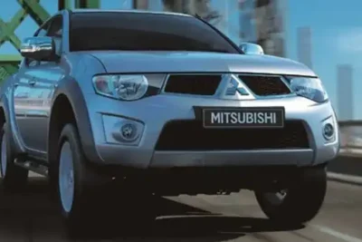 Descargar Manual de Propietario MITSUBISHI L2000 2014