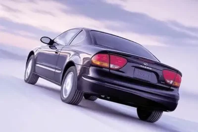 Descargar Manual de Propietario Oldsmobile Alero 2003