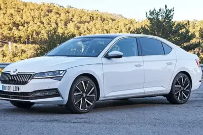 Descargar Manual de Propietario SKODA Superb iV 2021