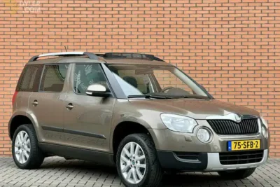Descargar Manual de Propietario SKODA Yeti 2011