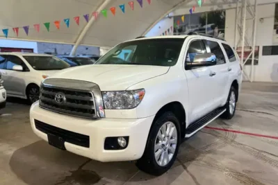 Descargar Manual de Propietario TOYOTA Sequoia 2017
