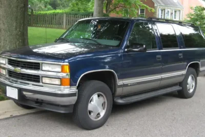 Descargar Manual de Taller Chevrolet Suburban 1999 PDF Gratis