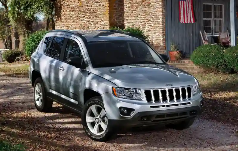 Descargar Manual de Taller Jeep Compass 2012 PDF Gratis