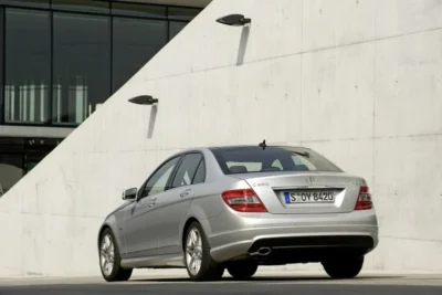 Descargar Manual de Taller Mercedes-Benz C 250 CDI Berlina 2009-2014 PDF Gratis