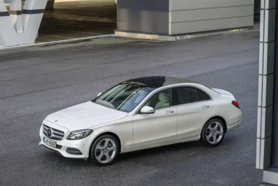 Descargar Manual de Taller Mercedes-Benz Clase C W205 2016 PDF Gratis