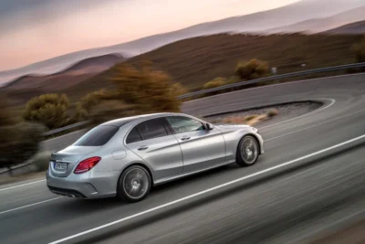 Descargar Manual de Taller Mercedes-Benz Clase C W205 2017 PDF Gratis