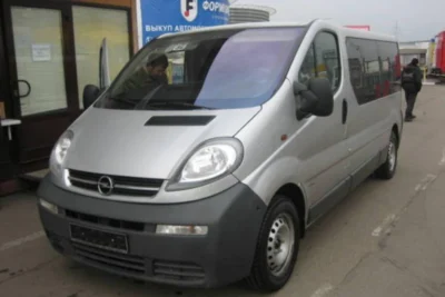 Descargar Manual de Taller Opel Vivaro 2004 PDF Gratis
