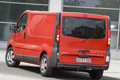 Descargar Manual de Taller Opel Vivaro 2006 PDF Gratis