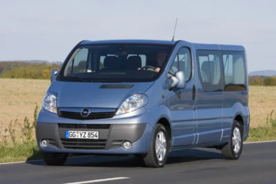 Descargar Manual de Taller Opel Vivaro 2009 PDF Gratis