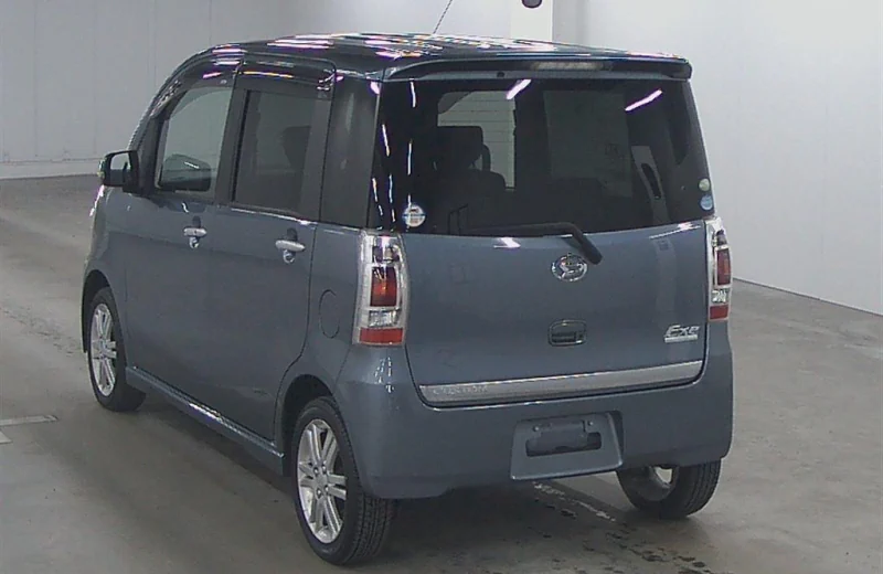 Download the 2011 Daihatsu Tanto Parts Catalog for Free