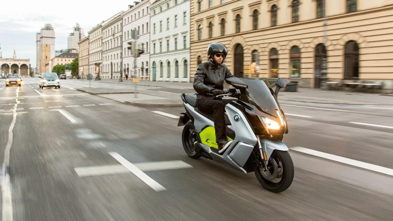 Descargar Manual de Propietario Moto BMW C evolution 2018 en Español PDF Gratis