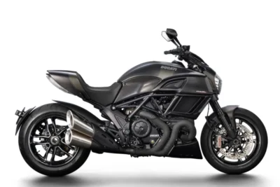 Descargar Manual de Propietario Moto Ducati Diavel 2015 en Español PDF Gratis