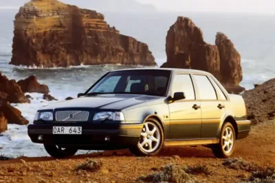 Download the Volvo 460 1996 Workshop Manual PDF for free.