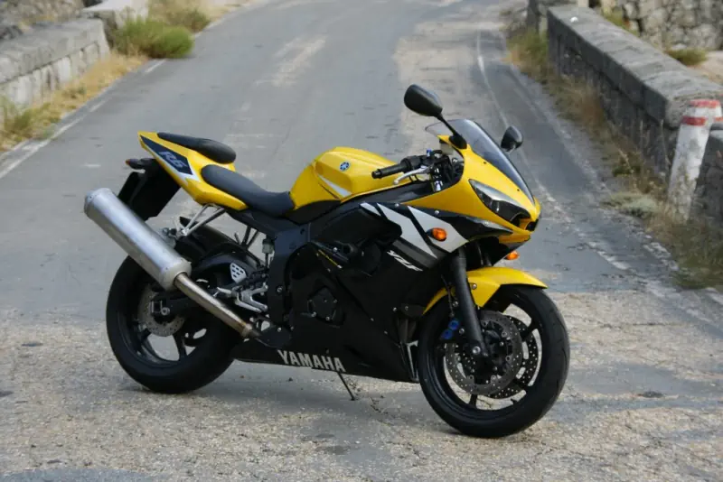 Descargar Manual de Taller Yamaha YZF R6 2005 PDF Gratis